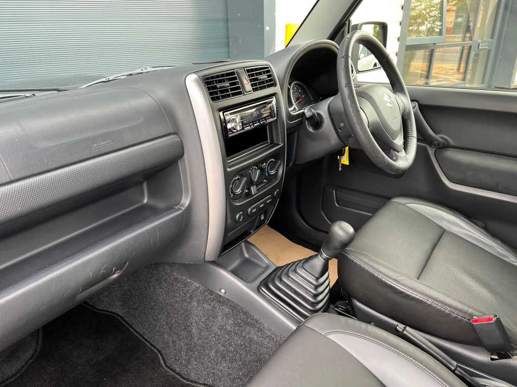 Suzuki Jimny 1.3 Vvt Sz4 4Wd Euro 6 Black #3