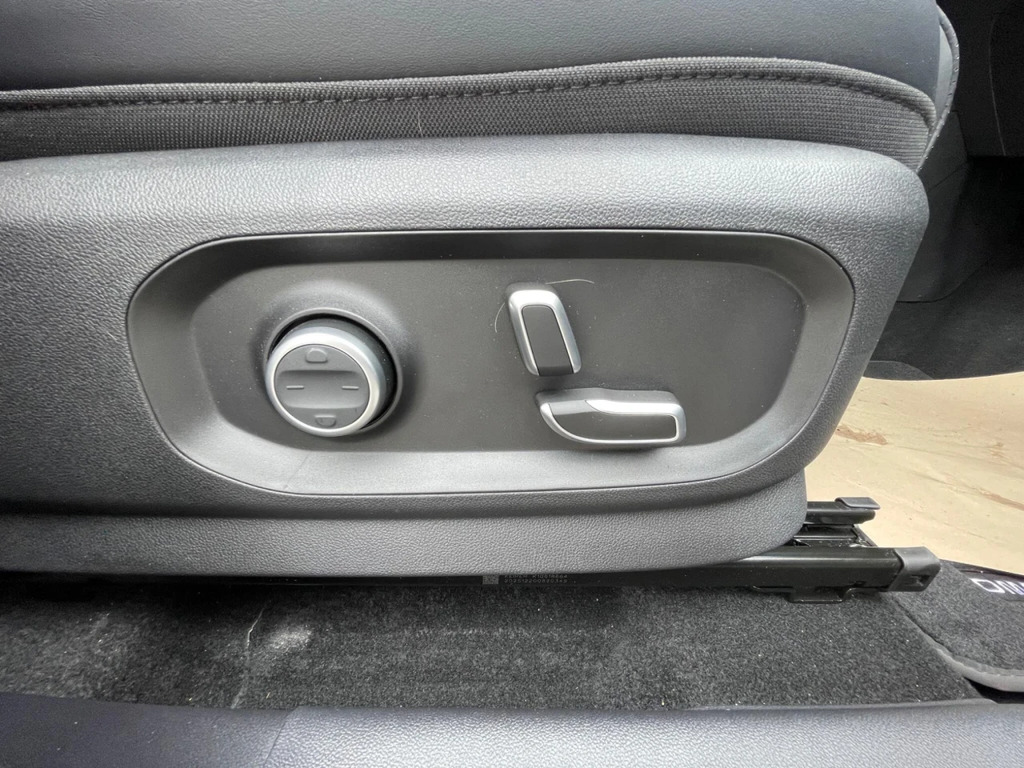 Omoda 7 1.5 1.5T Shs 18.4Kwh Knight Suv Plug-in White #20