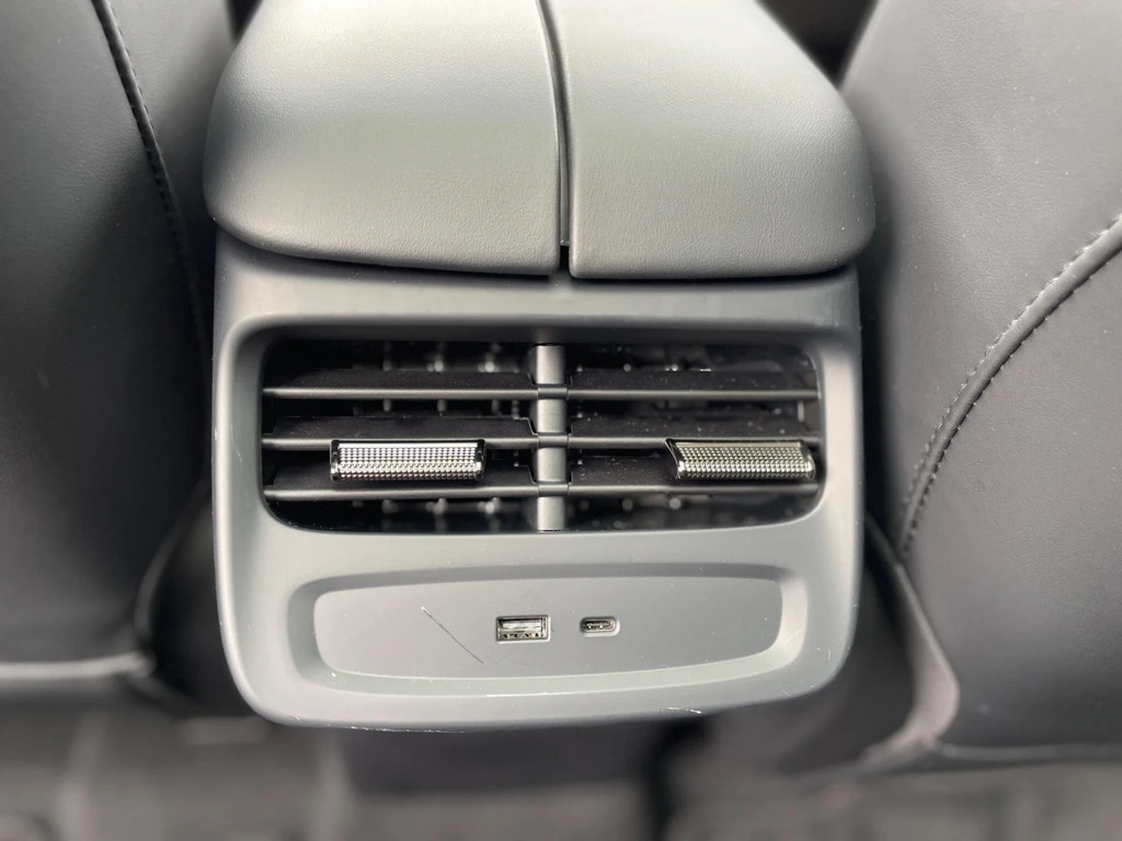 Omoda 7 1.5 1.5T Shs 18.4Kwh Knight Suv Plug-in White #22