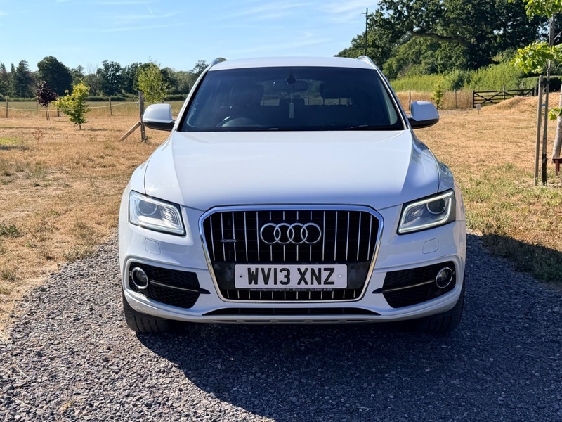Audi Q5 2.0 Tdi S Line White #2