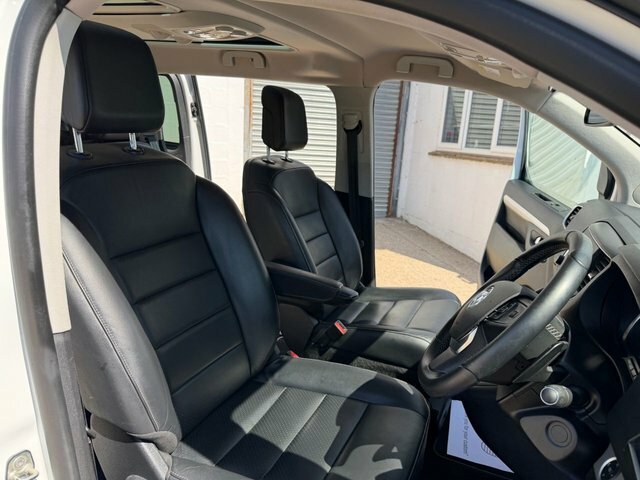 Vauxhall Vivaro Turbo D Elite L White #3
