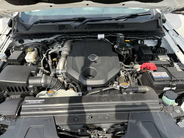 Nissan Navara Dci Tekna Pickup White #5