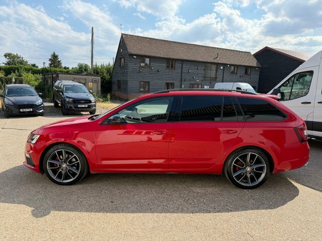 Skoda Octavia Tdi Vrs Estate Red #2