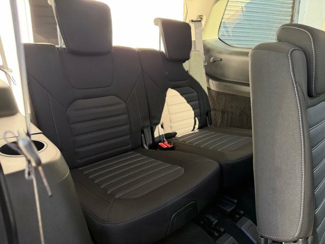 Ford Galaxy Ecoblue Titanium Mpv Blue #6