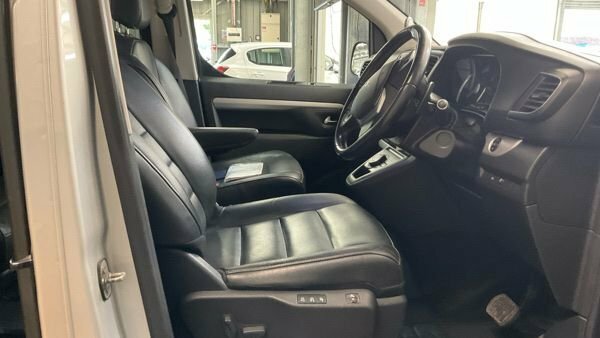 Peugeot Traveller Bluehdi Allure Standard Mpv Silver #3