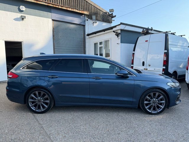 Ford Mondeo Tivct Vignale Estate Blue #2