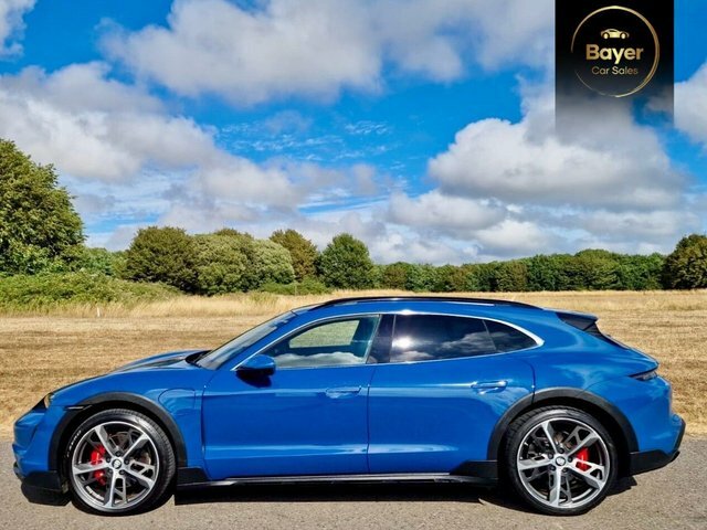 Porsche Taycan Plus 93.4Kwh 4S Cross Blue #3