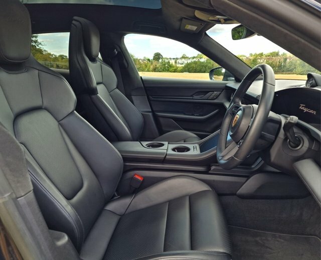 Porsche Taycan Plus 93.4Kwh Turbo Sport Grey #6