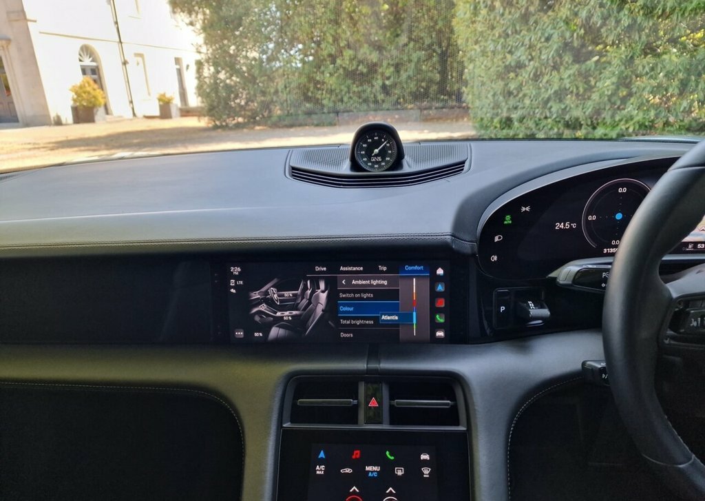 Porsche Taycan 560Kw Turbo S 93Kwh 2020 Blue #48