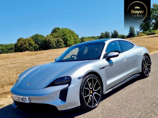 Porsche Taycan 560Kw Turbo S 93Kwh 2020 Blue #26