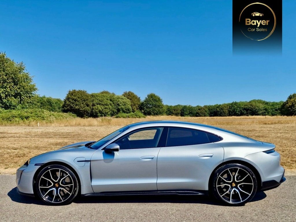 Porsche Taycan 560Kw Turbo S 93Kwh 2020 Blue #31