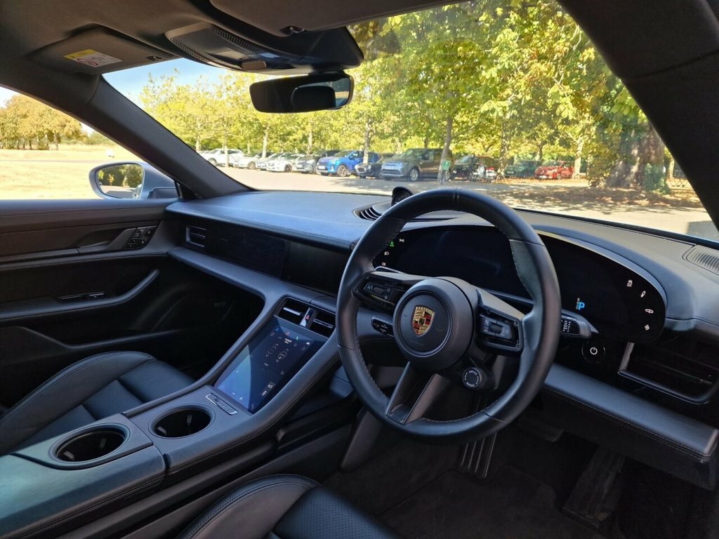 Porsche Taycan 560Kw Turbo S 93Kwh 2020 Blue #50