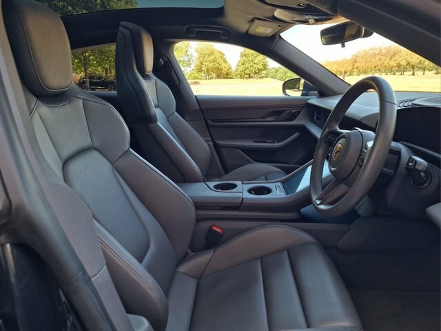 Porsche Taycan Plus 93.4Kwh 4S Saloon Grey #6