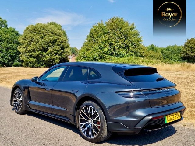 Porsche Taycan Plus 93.4Kwh 4S Cross Grey #5