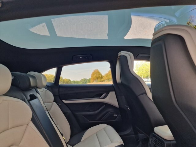 Porsche Taycan Performance Plus 93.4Kwh Turbo Cross Turismo 11Kw White #11