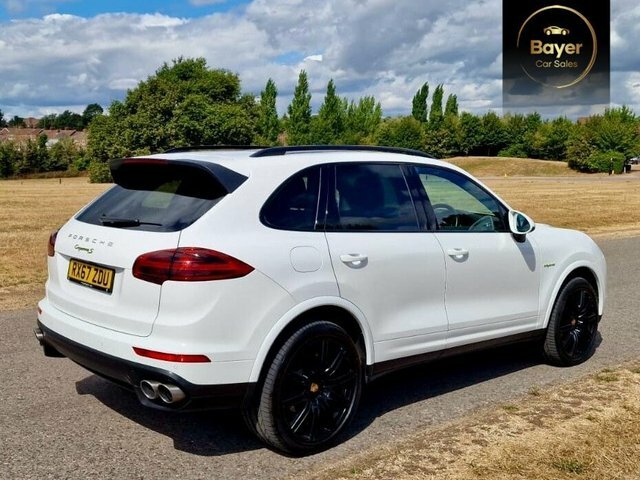 Porsche Cayenne V6 E-hybrid S Platinum White #4