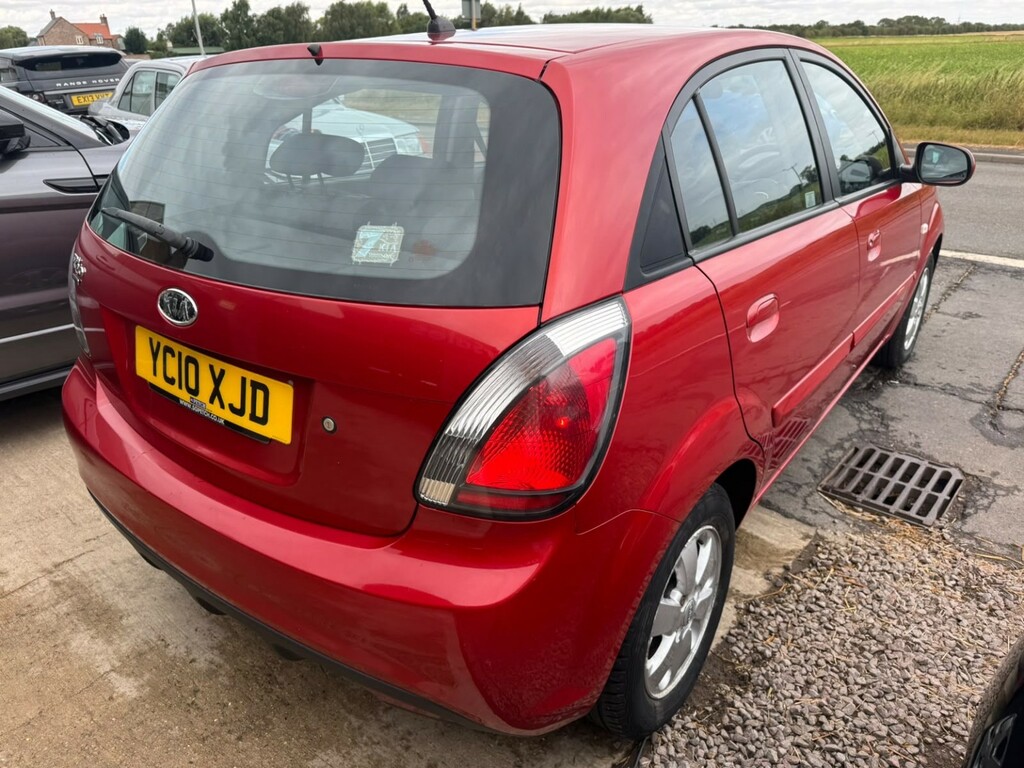 Kia RIO 1.4 Domino Hatchback 139 Gkm, Black #10