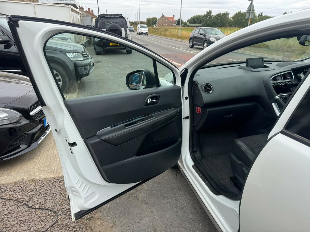 Peugeot 3008 1.6 Hdi Allure Suv Euro 5 115 P Grey #14