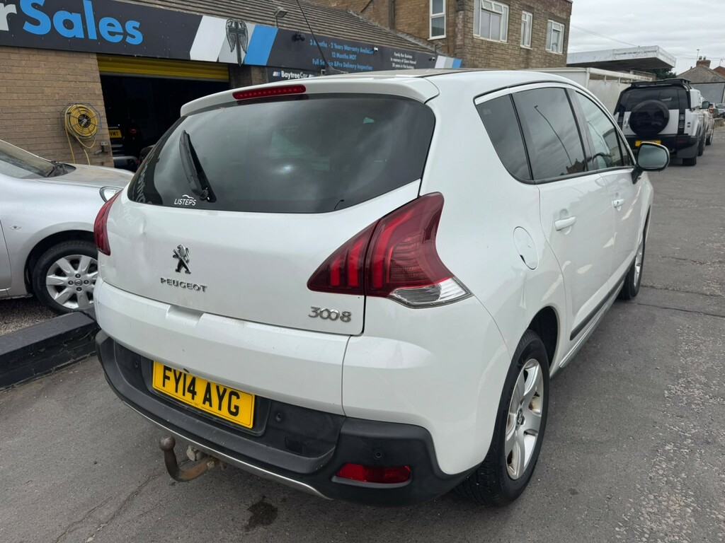 Peugeot 3008 1.6 Hdi Allure White #4