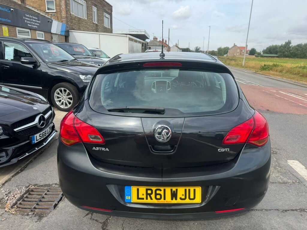 Vauxhall Astra 1.7 Cdti Ecoflex Excite Black #2
