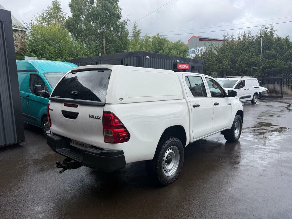 Toyota HILUX D-4d Invincible X Blue #14