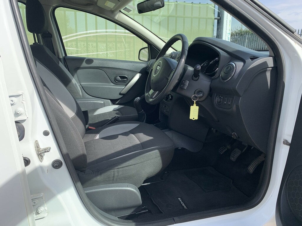 Dacia Sandero Stepway 0.9 Tce Ambiance Hatchback Euro White #14