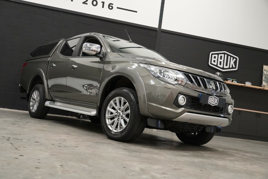 Mitsubishi L200 2.4 Di-d Dc Warrior Green