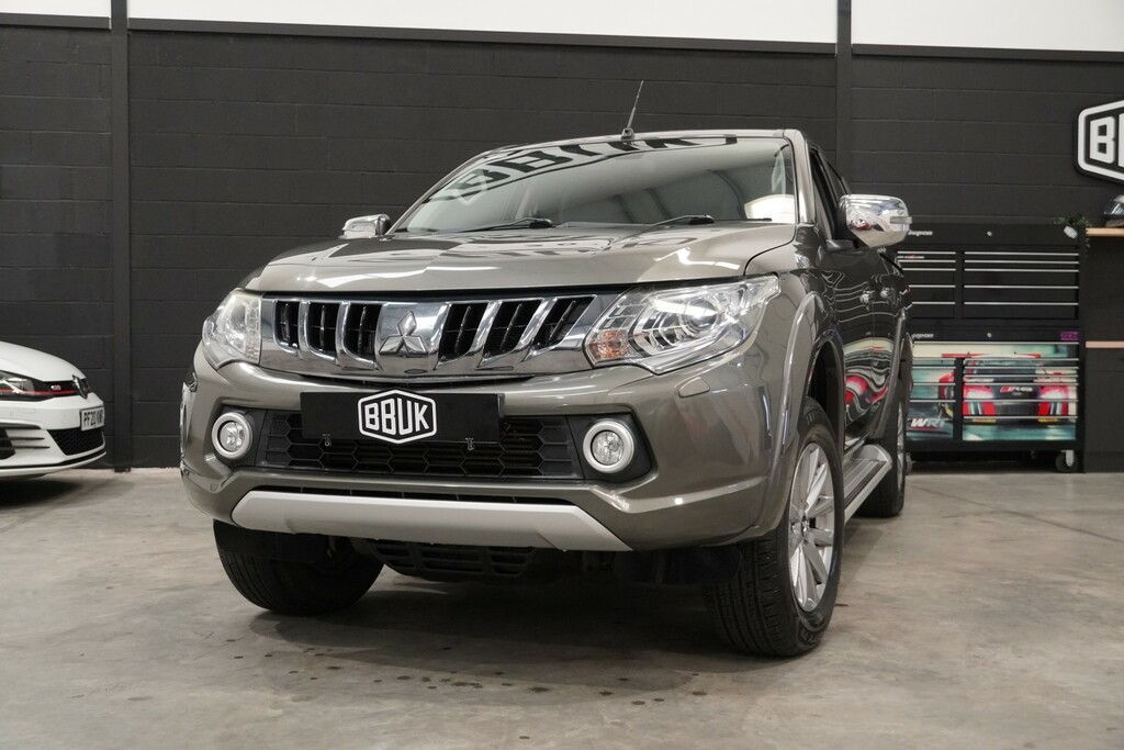Mitsubishi L200 2.4 Di-d Dc Warrior Green #5