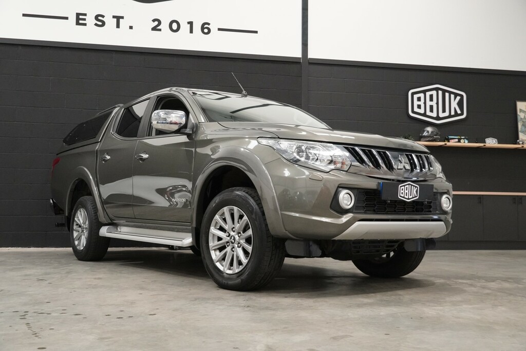 Mitsubishi L200 2.4 Di-d Dc Warrior Green #2