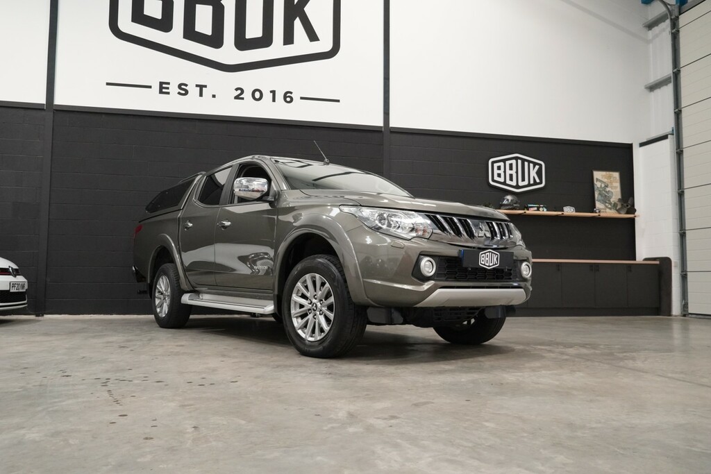 Mitsubishi L200 2.4 Di-d Dc Warrior Green #3