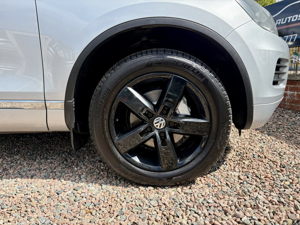 Volkswagen Touareg Tdi V6 Bluemotion Tech Black #13