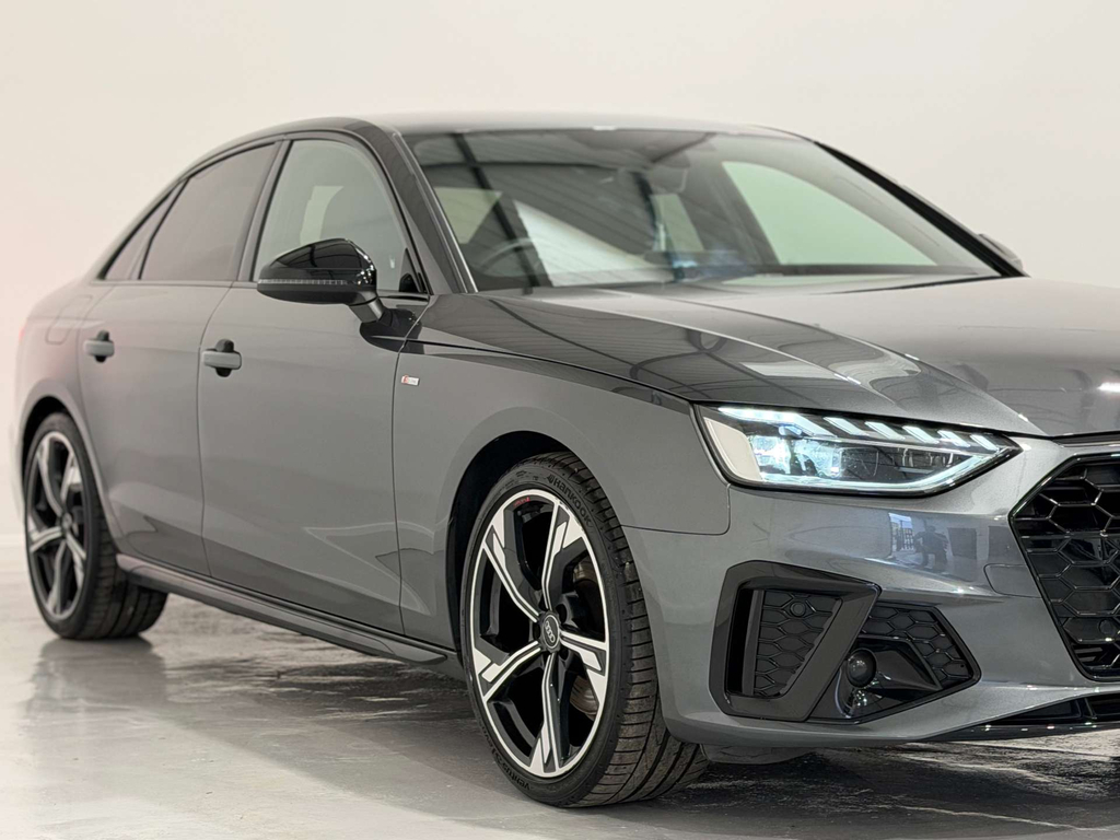 Audi A4 Black Edition 35 Tfsi Mhev #4