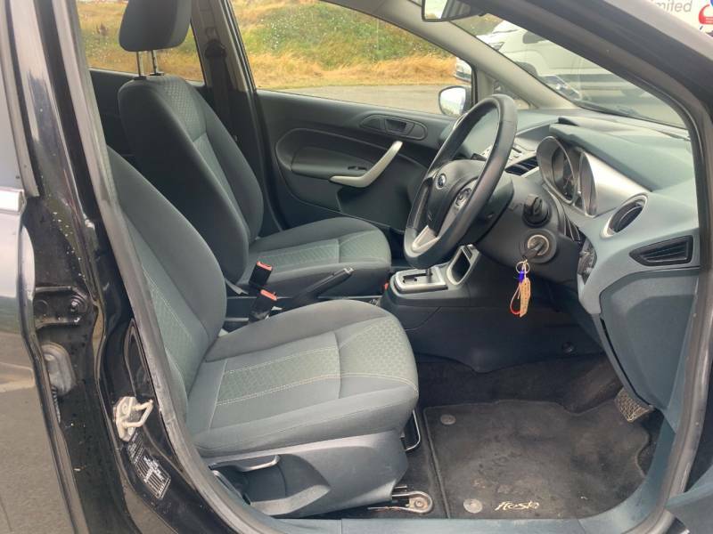 Ford Fiesta Fiesta Zetec Silver #10