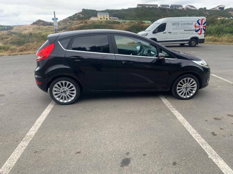 Ford Fiesta Fiesta Zetec Silver #8