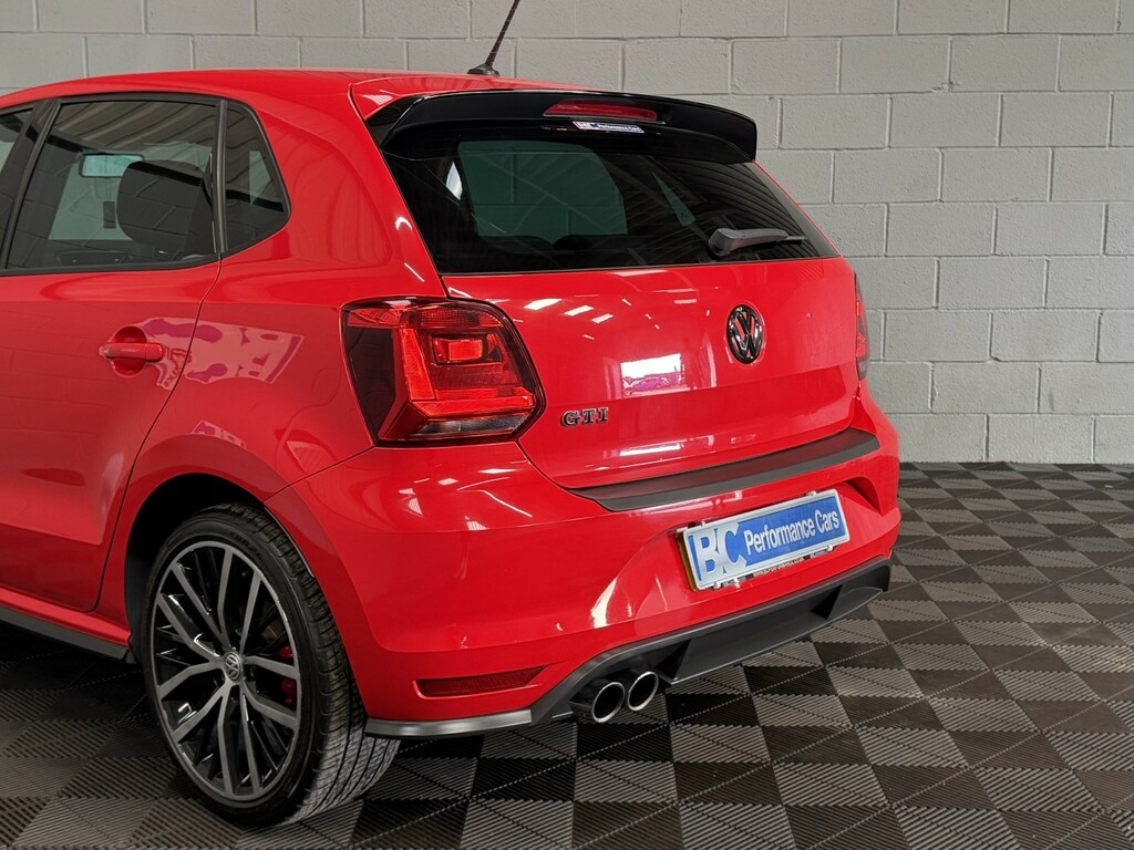 Volkswagen Polo 1.8 Tsi Bluemotion Tech Gti Red #6