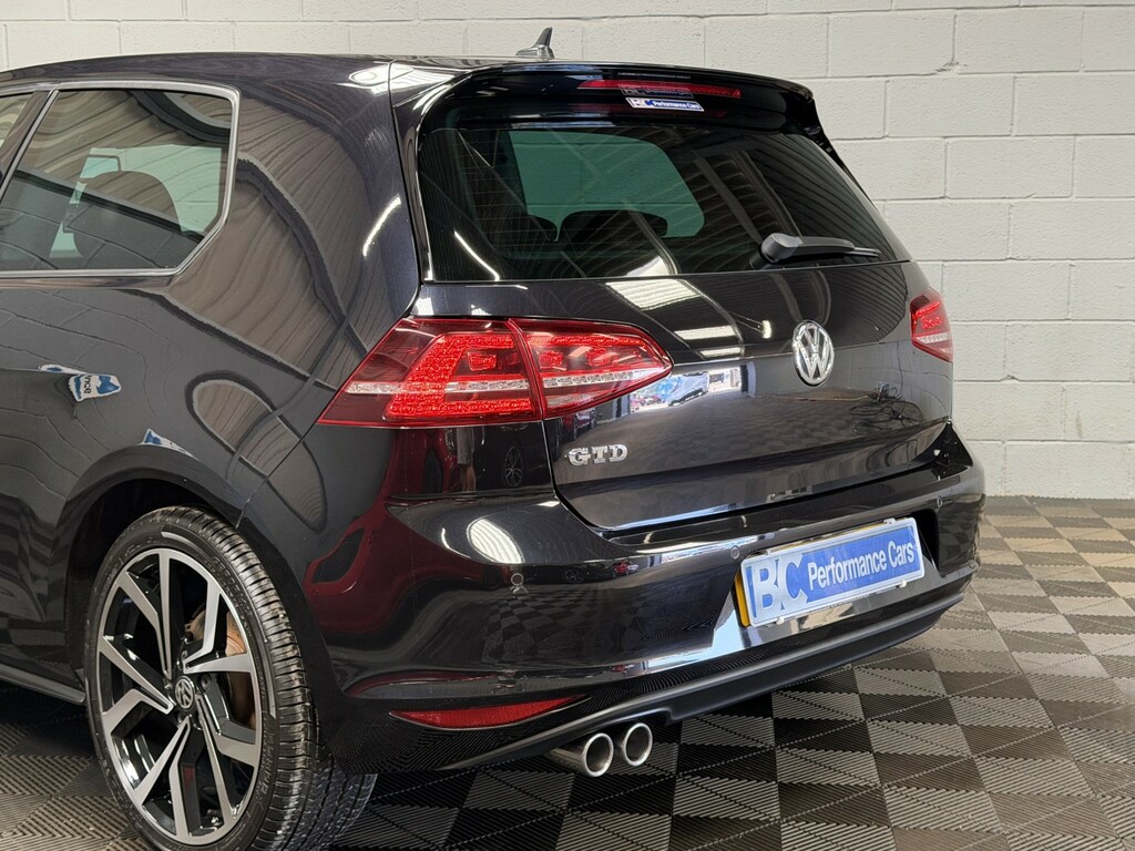Volkswagen Golf 2.0 Tdi Bluemotion Tech Gtd Black #6