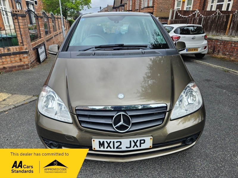 Mercedes-Benz A Class A160 Blueefficiency Classic Se Brown #2