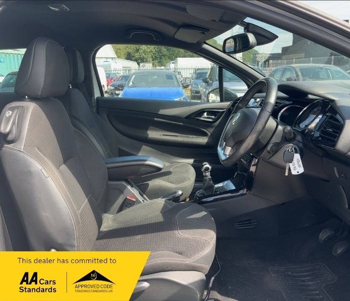 Citroen DS3 1.6 Dstyle Plus White #6