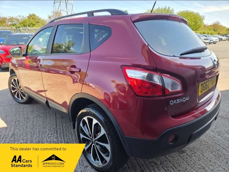 Nissan Qashqai 1.6 Dci 360 Red #4