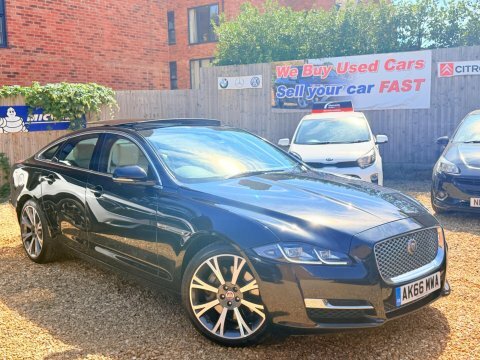 Jaguar XJ 3.0D V6 R-sport Saloon Euro 6 S S Red #29