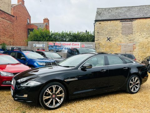 Jaguar XJ 3.0D V6 R-sport Saloon Euro 6 S S Red #10