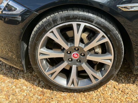 Jaguar XJ 3.0D V6 R-sport Saloon Euro 6 S S Red #41