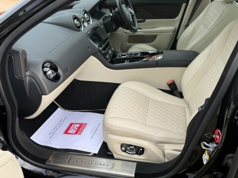 Jaguar XJ 3.0D V6 Portfolio #6