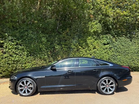 Jaguar XJ 3.0D V6 R-sport Saloon Euro 6 S S Red #37