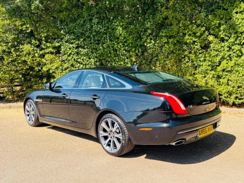 Jaguar XJ 3.0D V6 R-sport Saloon Euro 6 S S Red #13