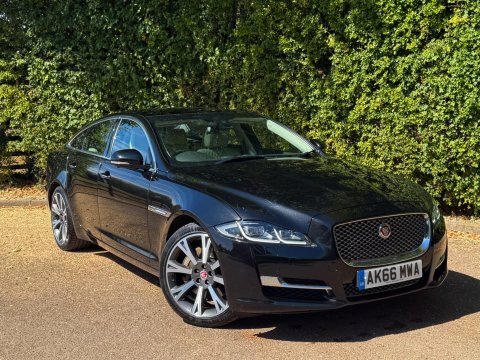 Jaguar XJ 3.0D V6 R-sport Saloon Euro 6 S S Red #22