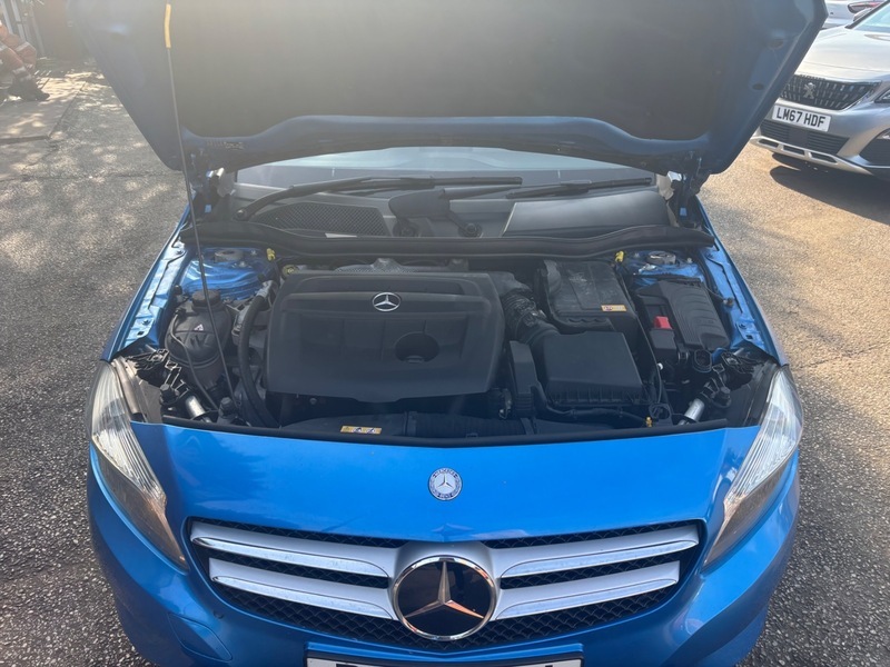 Mercedes-Benz A Class 1.6 A180 Sport Edition 121 Bhp White #9