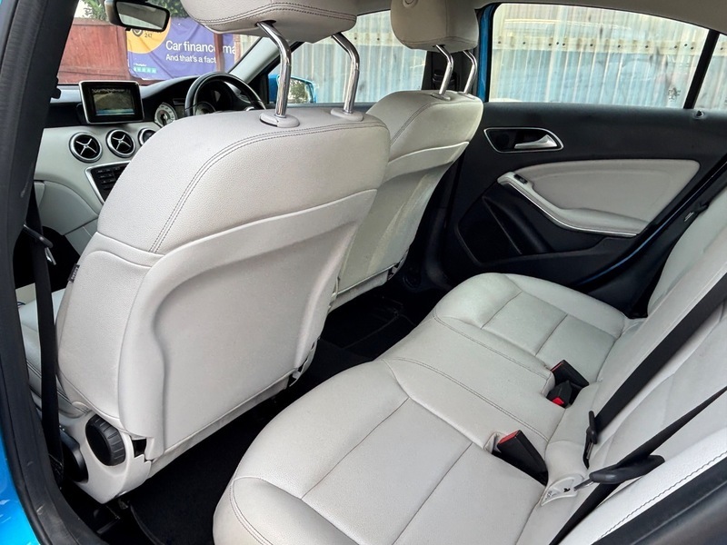 Mercedes-Benz A Class 1.6 A180 Sport Edition 121 Bhp White #21