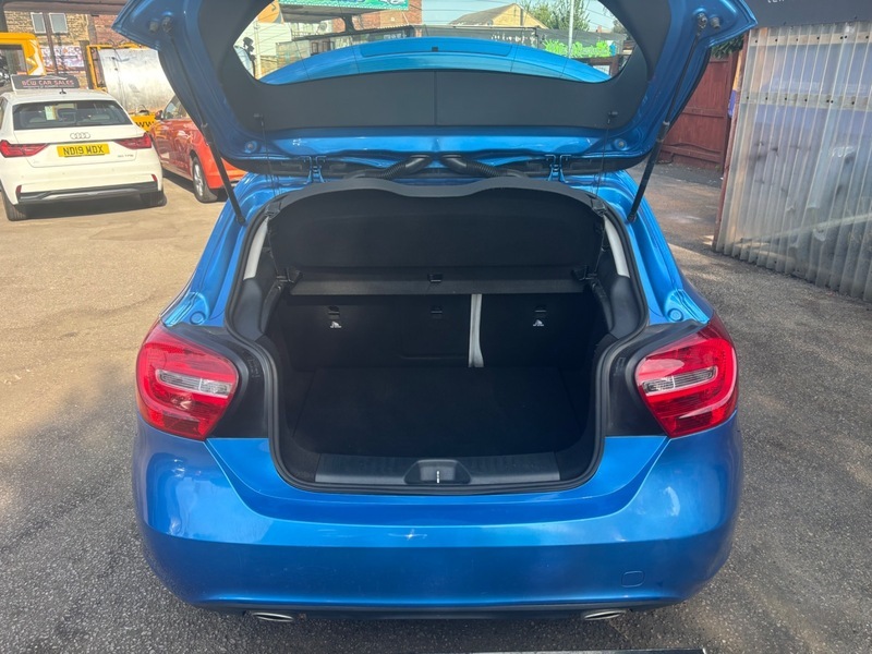 Mercedes-Benz A Class 1.6 A180 Sport Edition 121 Bhp White #10