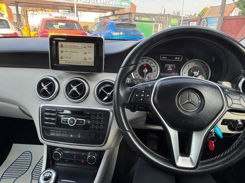 Mercedes-Benz A Class 1.6 A180 Sport Edition 121 Bhp White #13